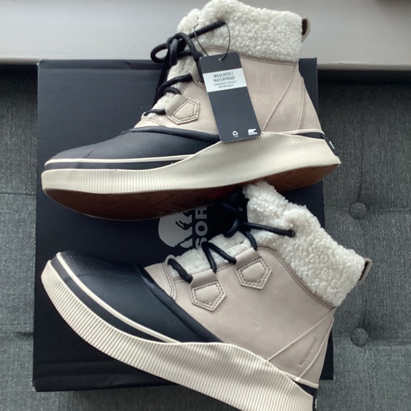 Sorel Women's Out N About IV Chillz Waterproof Booties, size 8.5 - Picture 11 of 11